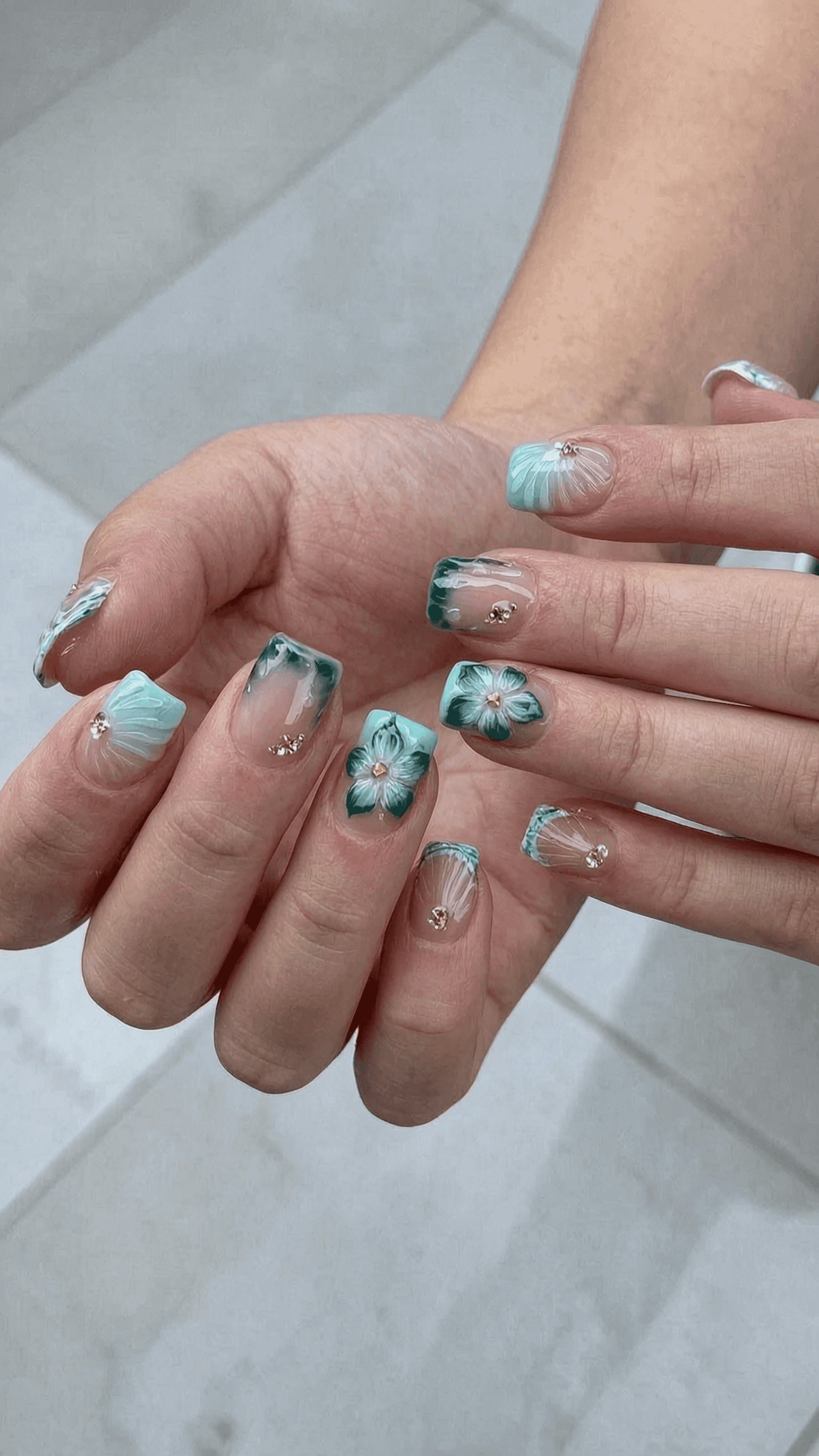 6 luxury nail ideas on manicured hands, tagged nail art, nail inspo, 3dnails.